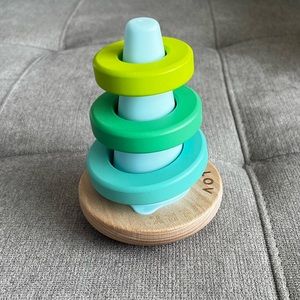 Lovevery Stacking Rings